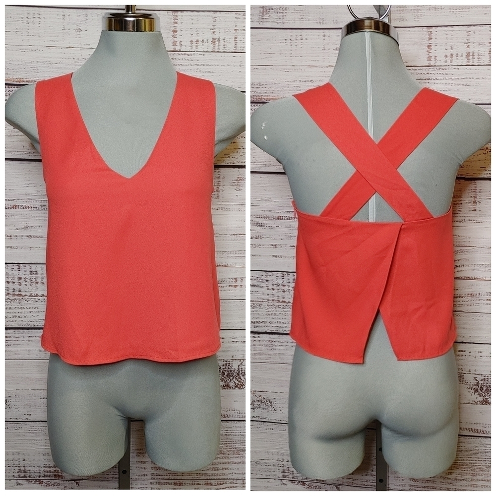 CLUB Monaco criss cross tank size XS